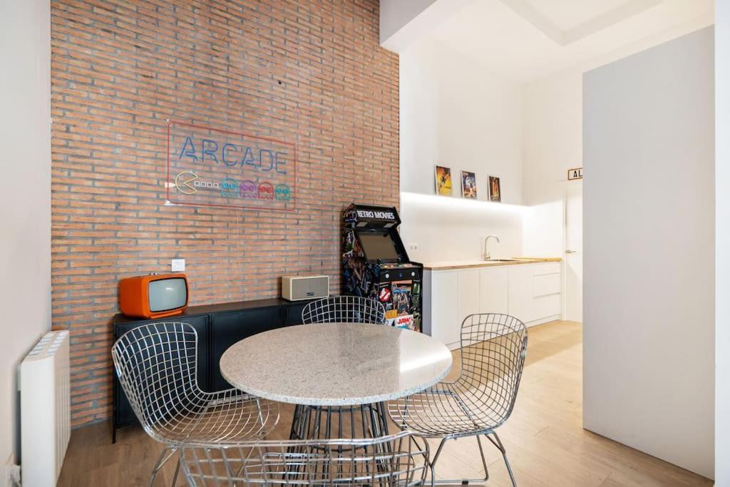 Bowie House - Madrid River-A-Salvad Exterior photo