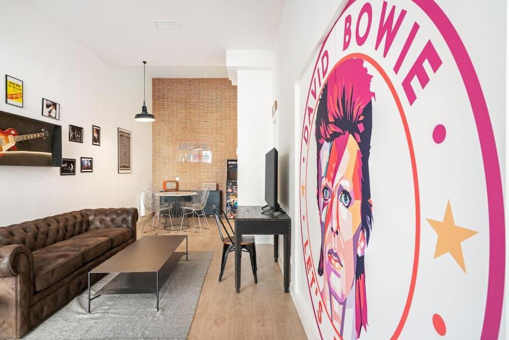 Bowie House - Madrid River-A-Salvad Exterior photo